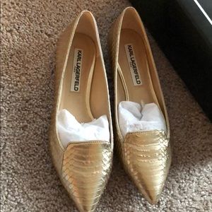 Karl Lagerfeld Paris Nenna metallic gold flats